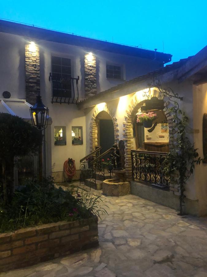 Paul'S Fantasia Boutique Suites Щецин Экстерьер фото